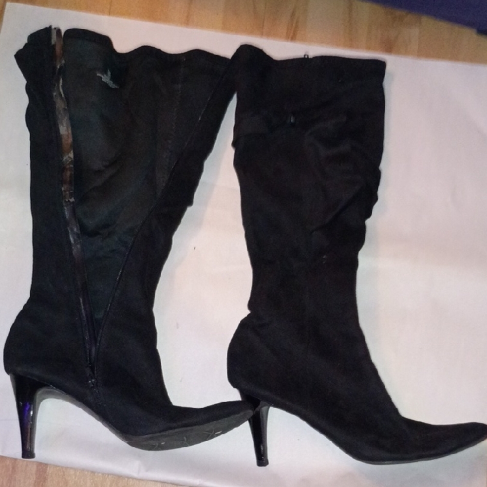 Impo Black Suede Women's Heeled Boots